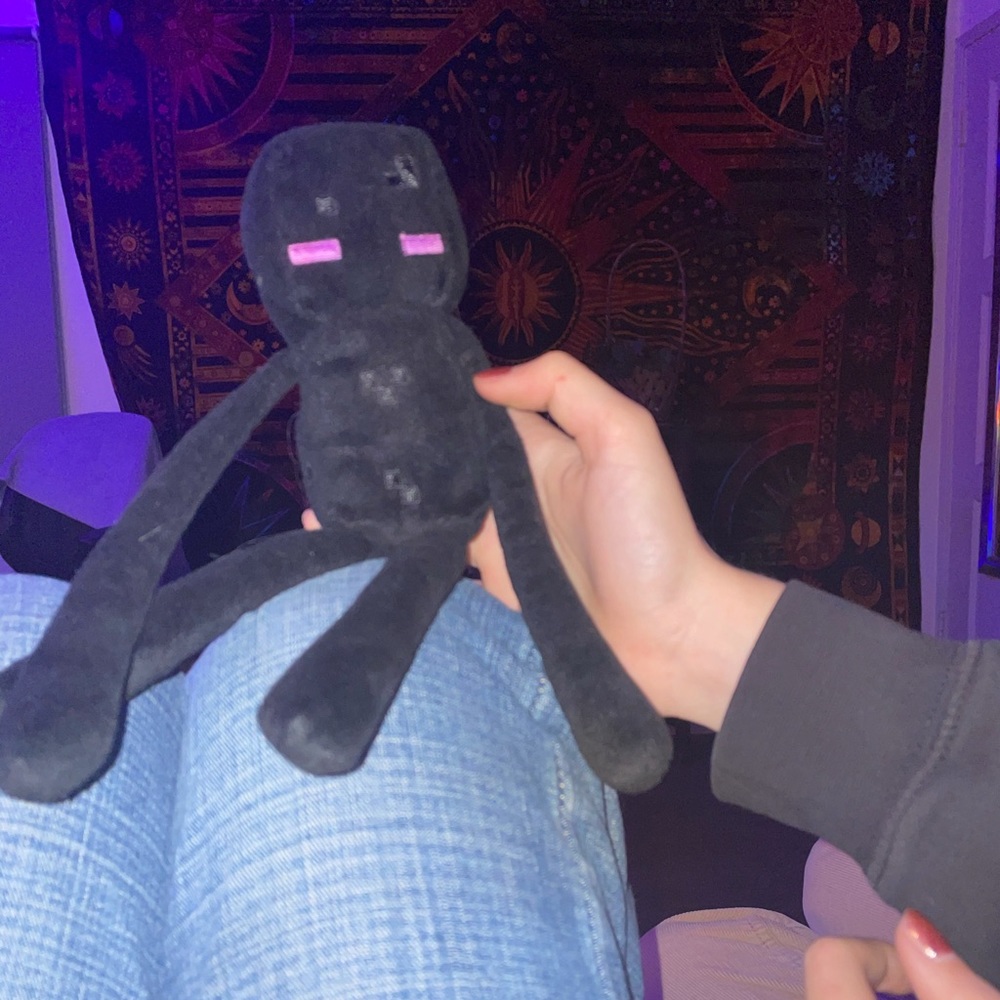 Meet your Posher, Ava